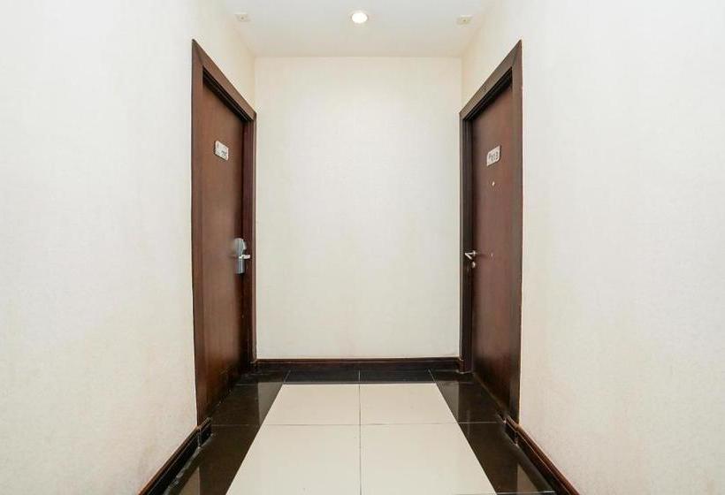 Hotel Collection O 29 Twin Tower