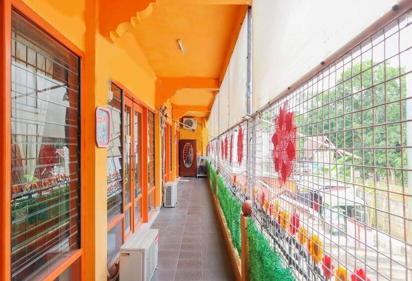 فندق De Oranje Room