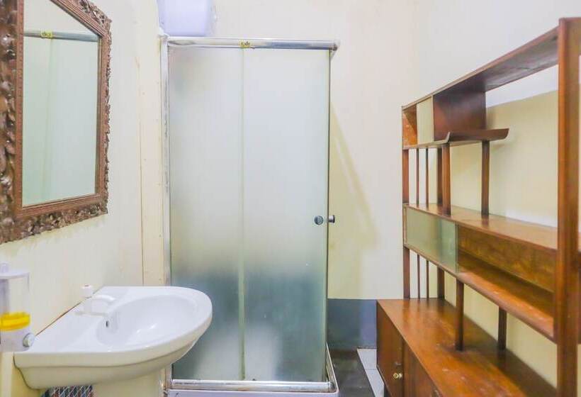 فندق De Oranje Room