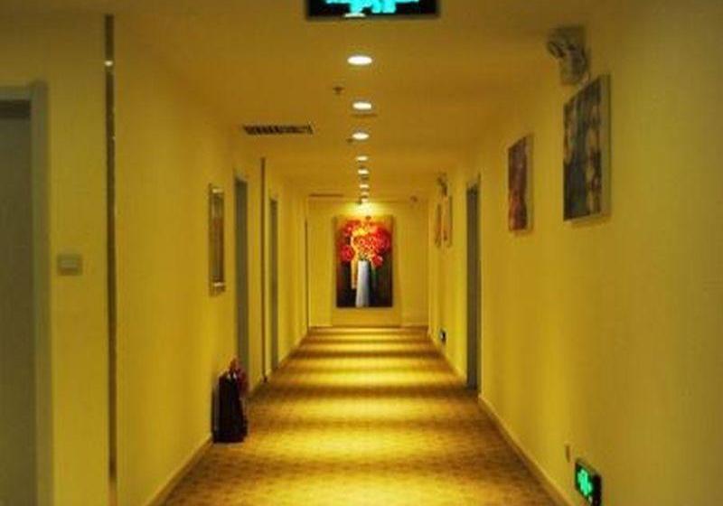 호텔 7 Days Inn Jinzhou Heishan Fushan Times Square Branch