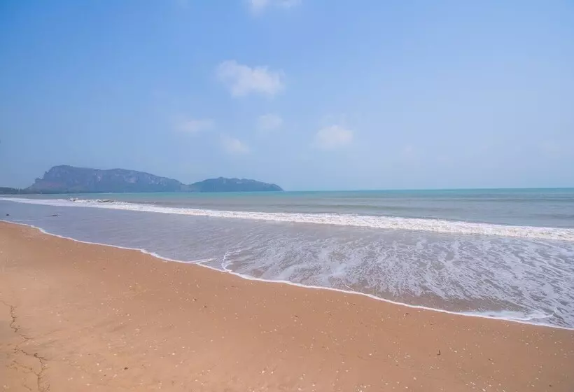 Hotelli Koh Lak Resort