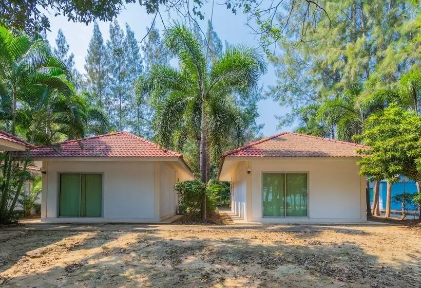 ホテル Koh Lak Resort