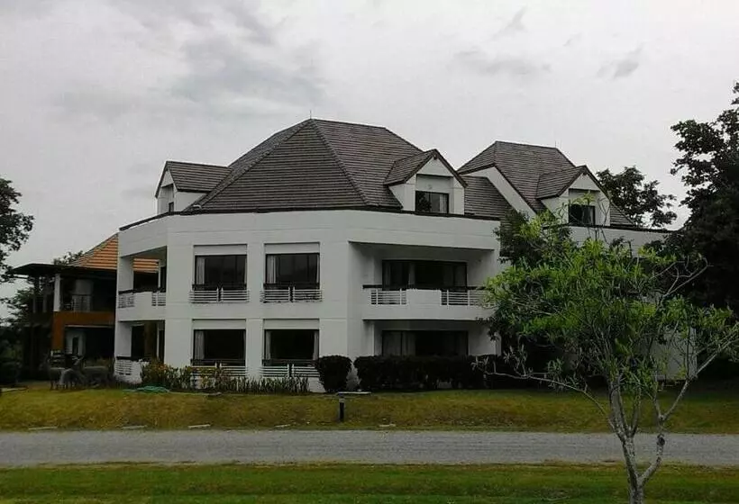 Hotelli Samerdrow Khao Yai