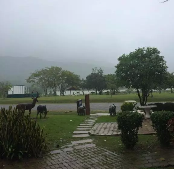 Hotelli Samerdrow Khao Yai