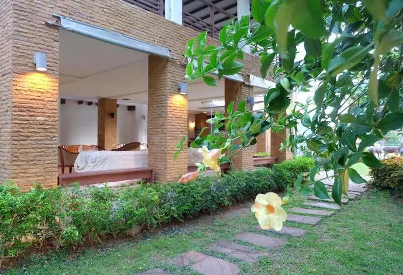 Hotelli Samerdrow Khao Yai