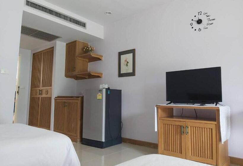 호텔 Samerdrow Khao Yai