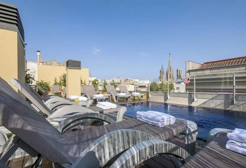 Aspasios Catedral Apartments