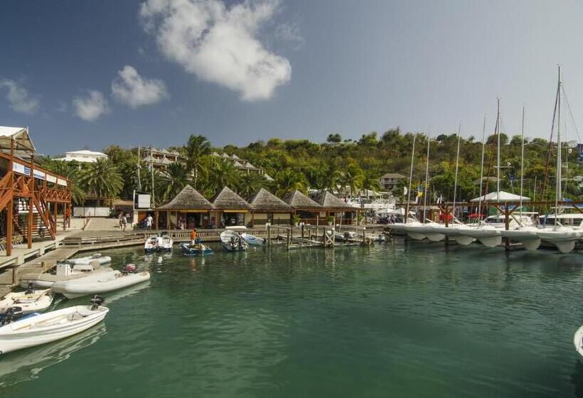 هتل Antigua Yacht Club Marina Resort