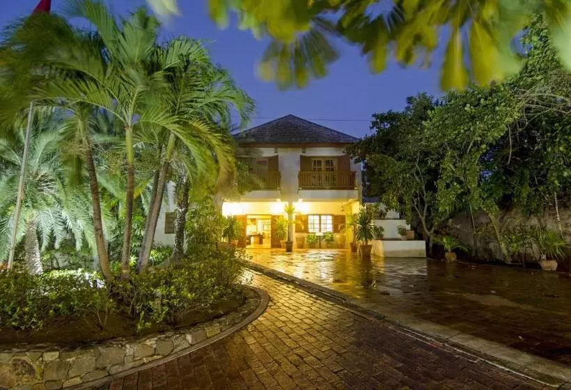 호텔 Antigua Yacht Club Marina Resort