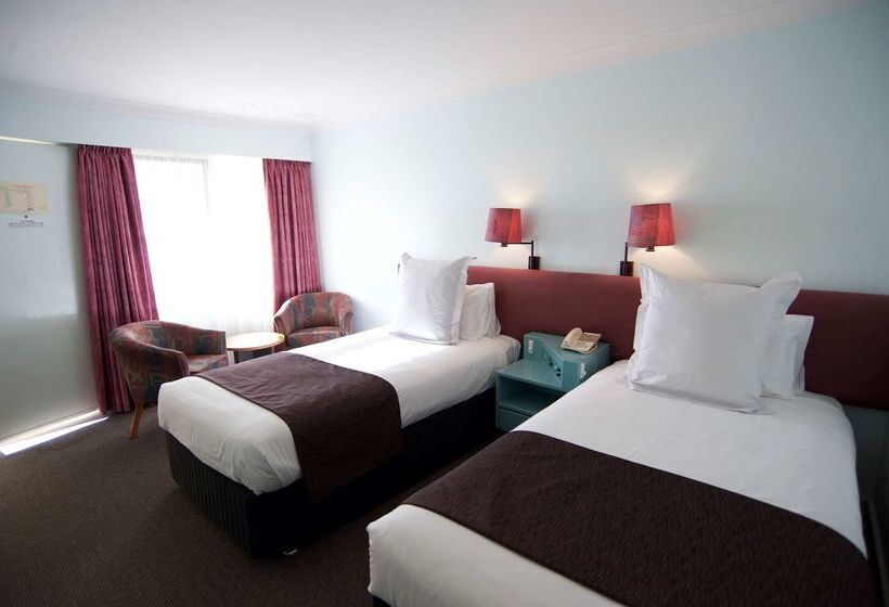 Surestay Hotel By Best Western The Clarence On Melville
