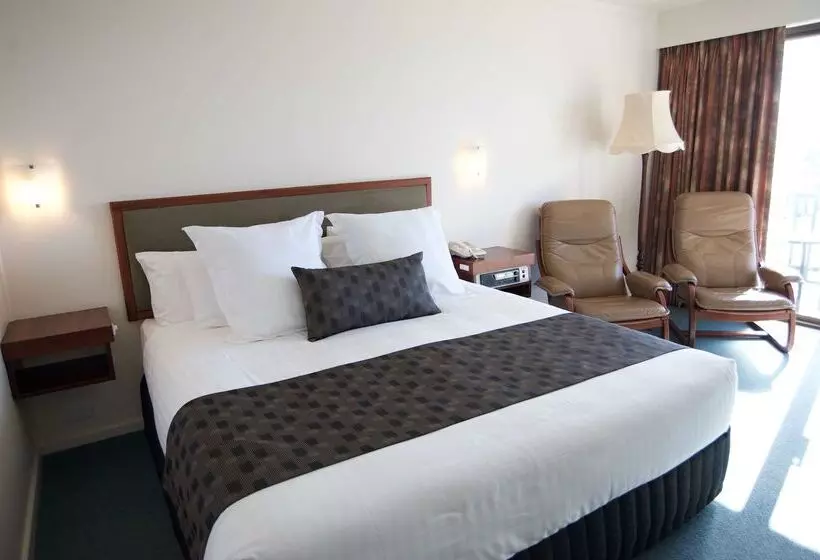 Surestay Hotel By Best Western The Clarence On Melville