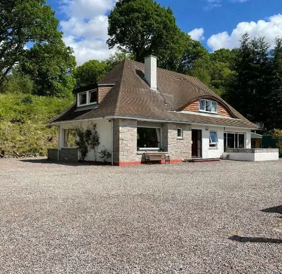 فندق Braes Guest House