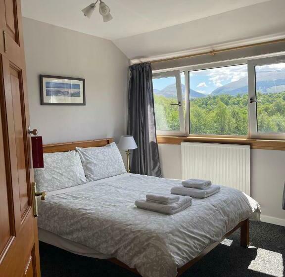 호텔 Braes Guest House