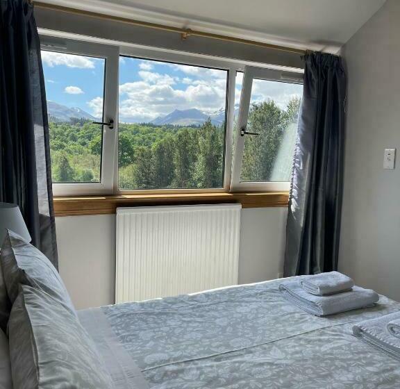 호텔 Braes Guest House