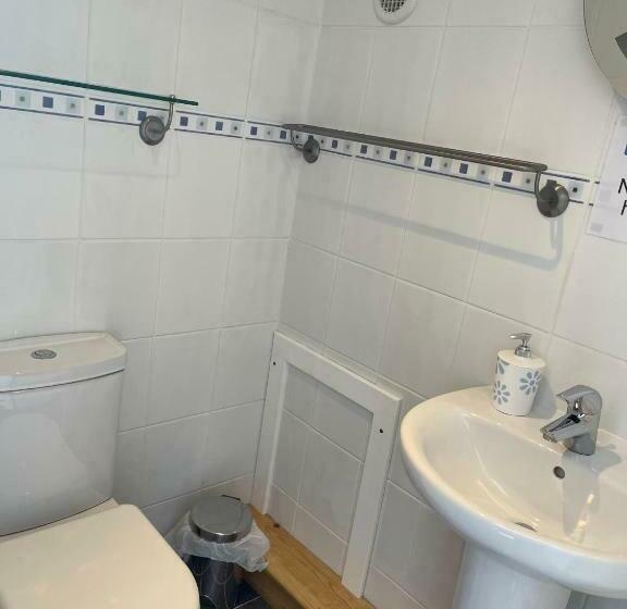 호텔 Braes Guest House