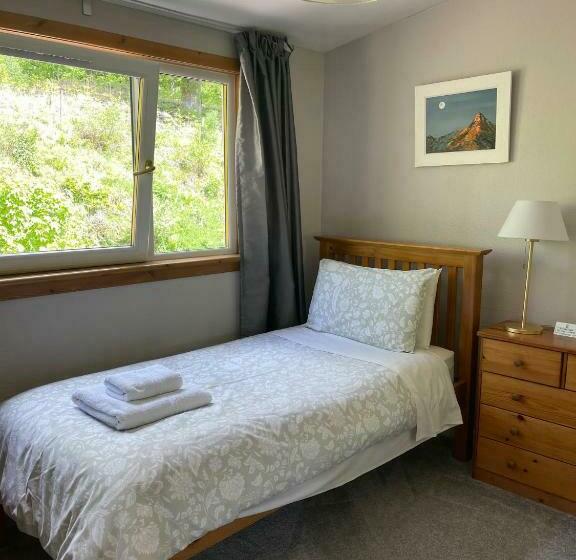 호텔 Braes Guest House