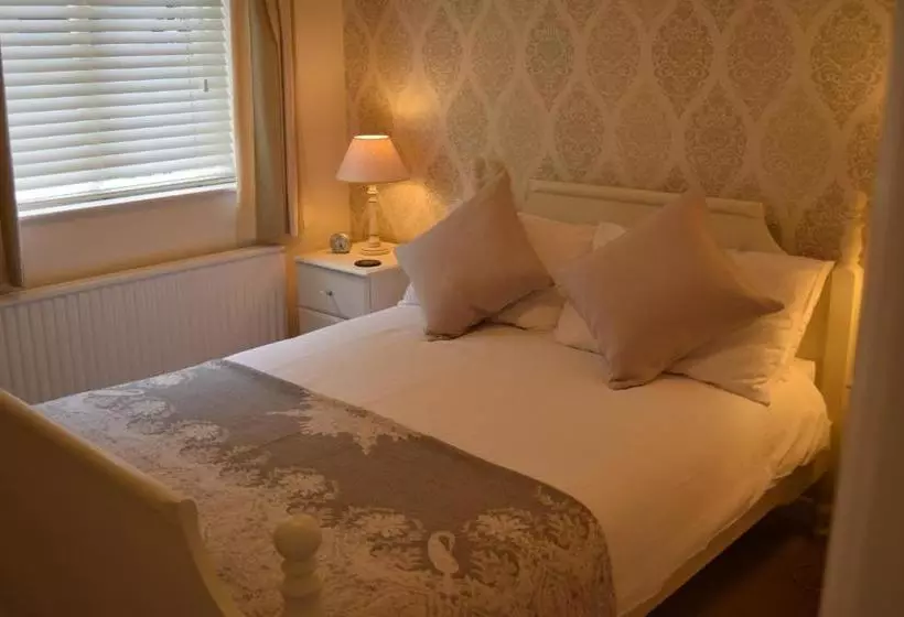 Отель Fosbroke House