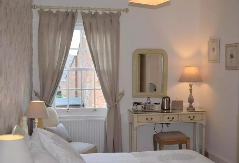 Отель Fosbroke House