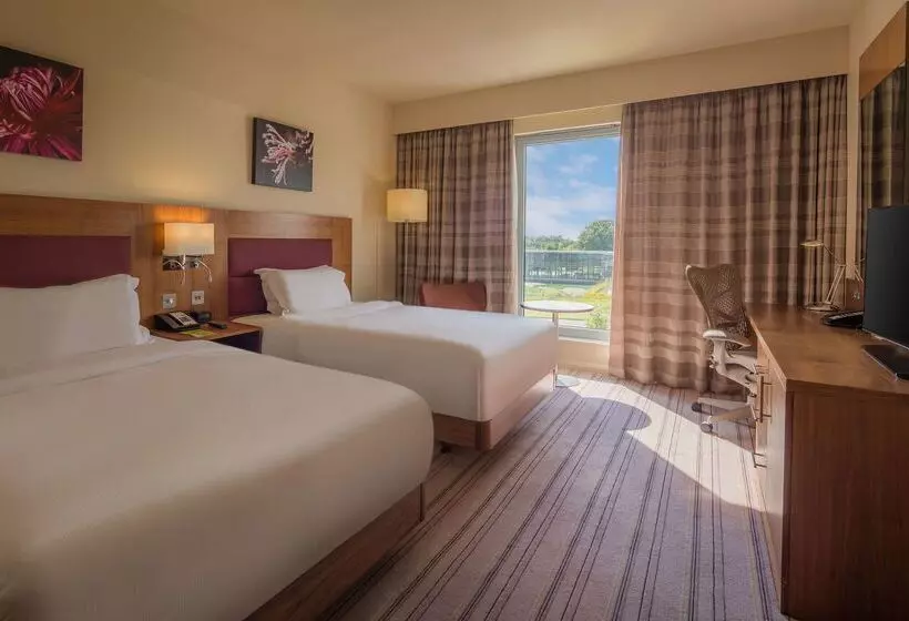 호텔 Hilton Garden Inn Luton North, United Kingdom