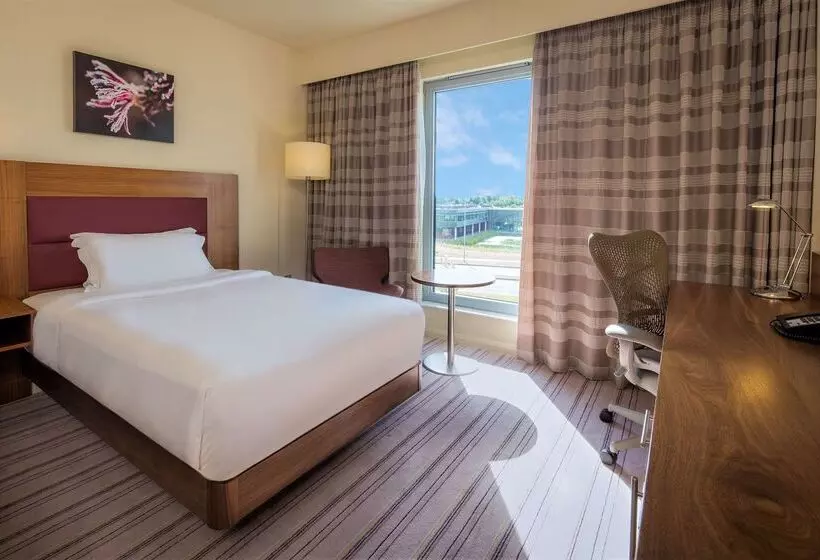 호텔 Hilton Garden Inn Luton North, United Kingdom