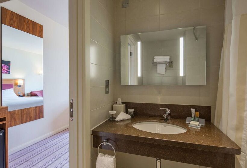 בית מלון כפרי Hilton Garden Inn Luton North, United Kingdom