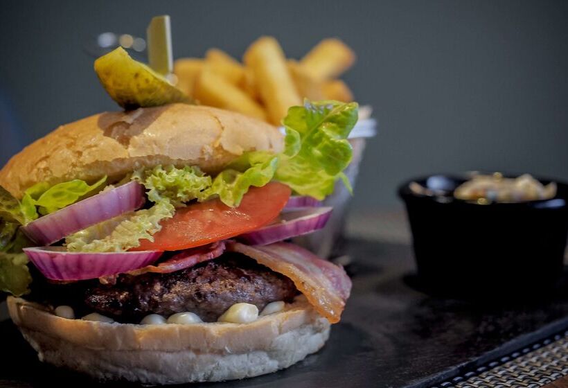 בית מלון כפרי Hilton Garden Inn Luton North, United Kingdom