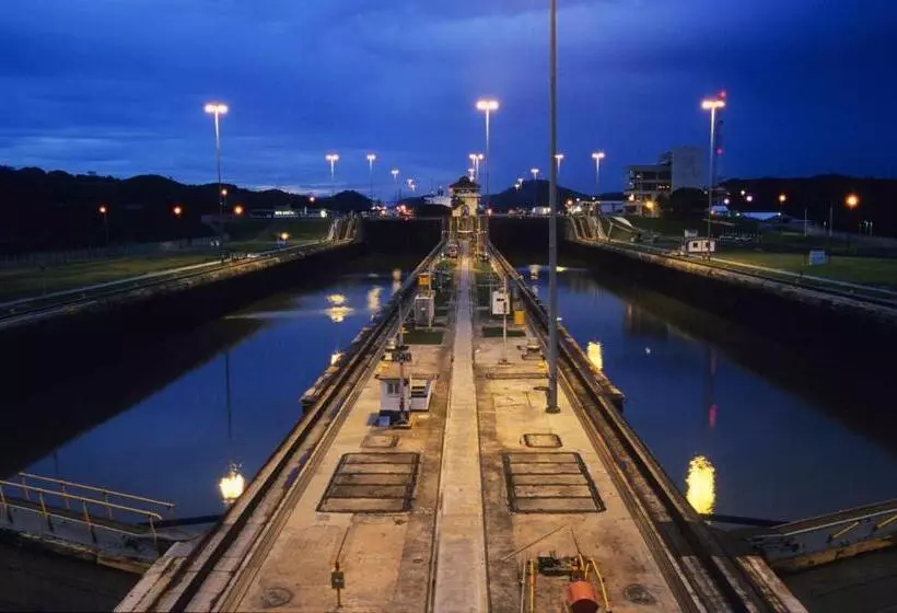فندق Holiday Inn Panama Canal, An Ihg