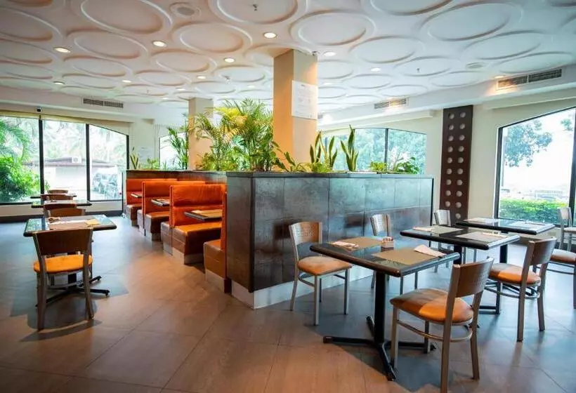 فندق Holiday Inn Panama Canal, An Ihg