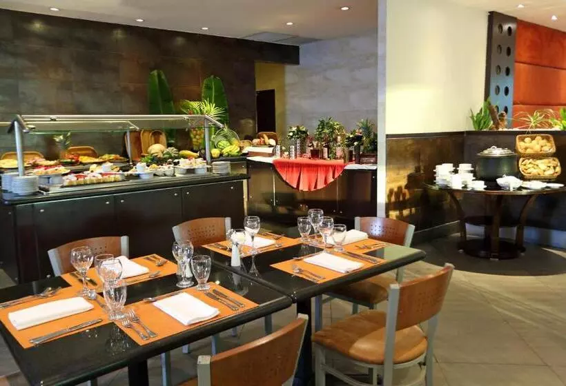 فندق Holiday Inn Panama Canal, An Ihg