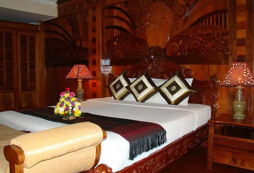 هتل Majestic Oriental