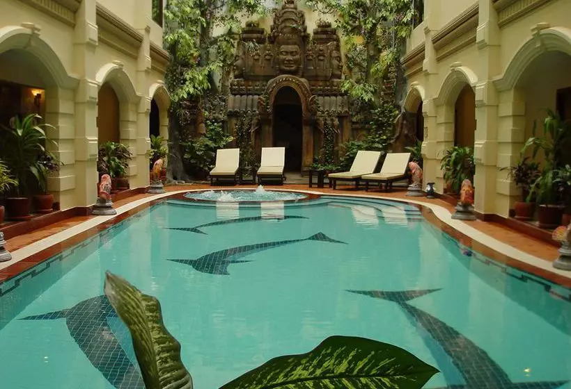 هتل Majestic Oriental