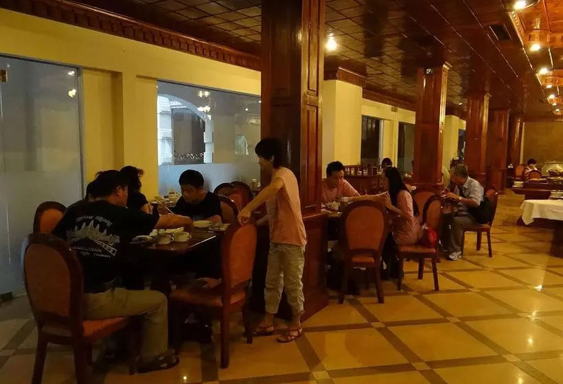 هتل Majestic Oriental