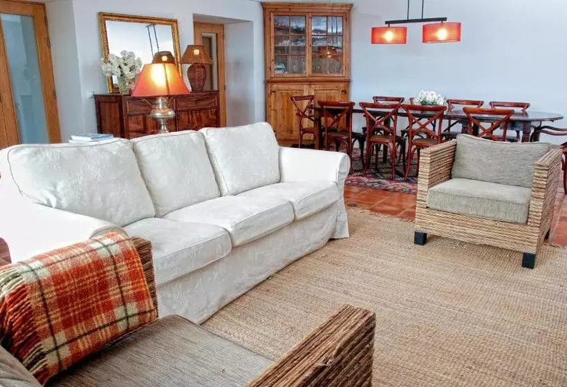 Отель Monte Do Alamo Turismo Rural