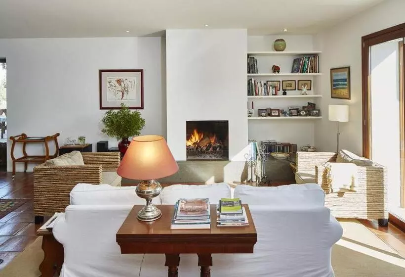 Отель Monte Do Alamo Turismo Rural