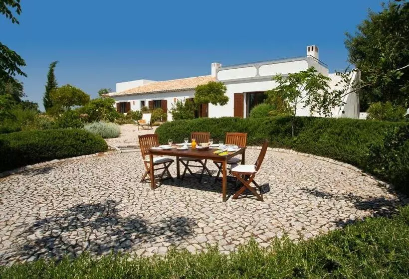 Отель Monte Do Alamo Turismo Rural