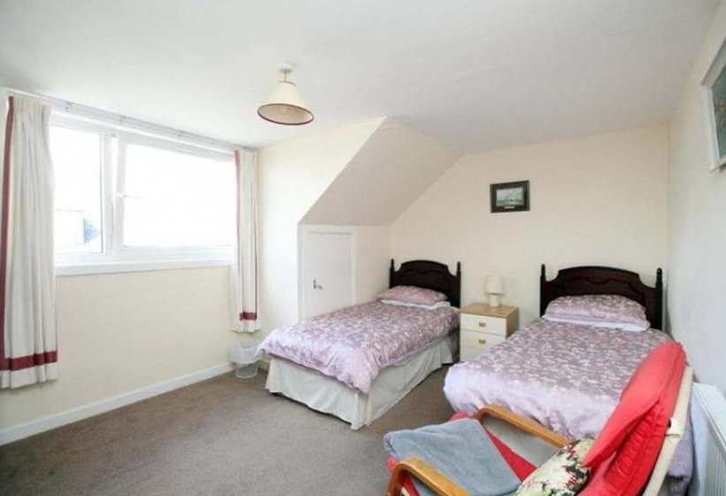 בית מלון כפרי Pilmuir Street Guest House