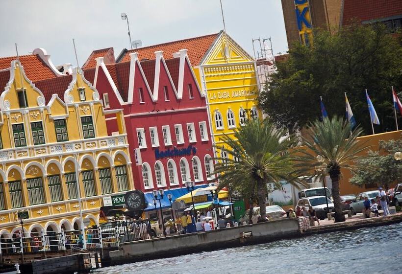 هتل Renaissance Wind Creek Curacao Resort