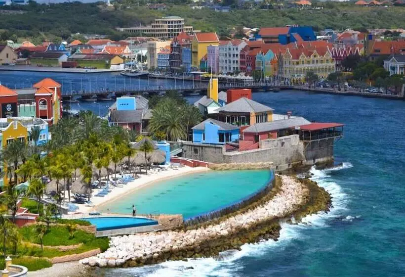 هتل Renaissance Wind Creek Curacao Resort