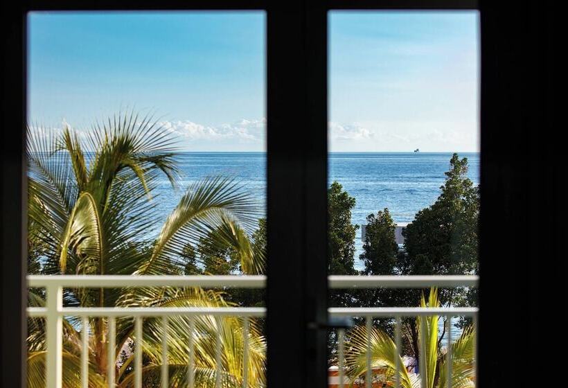 هتل Renaissance Wind Creek Curacao Resort