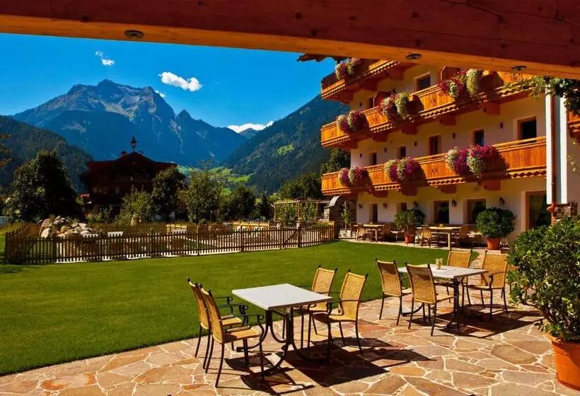 Landhotel Rauchenwalderhof