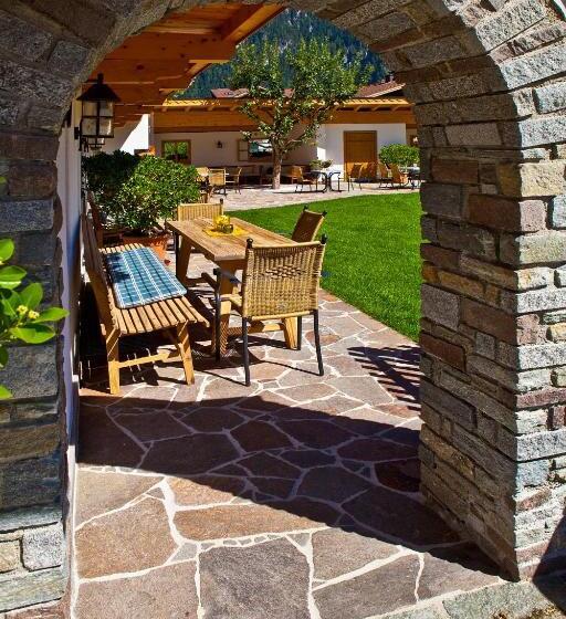 Landhotel Rauchenwalderhof