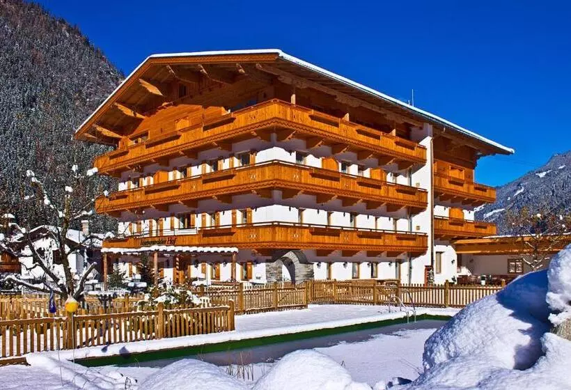 Landhotel Rauchenwalderhof