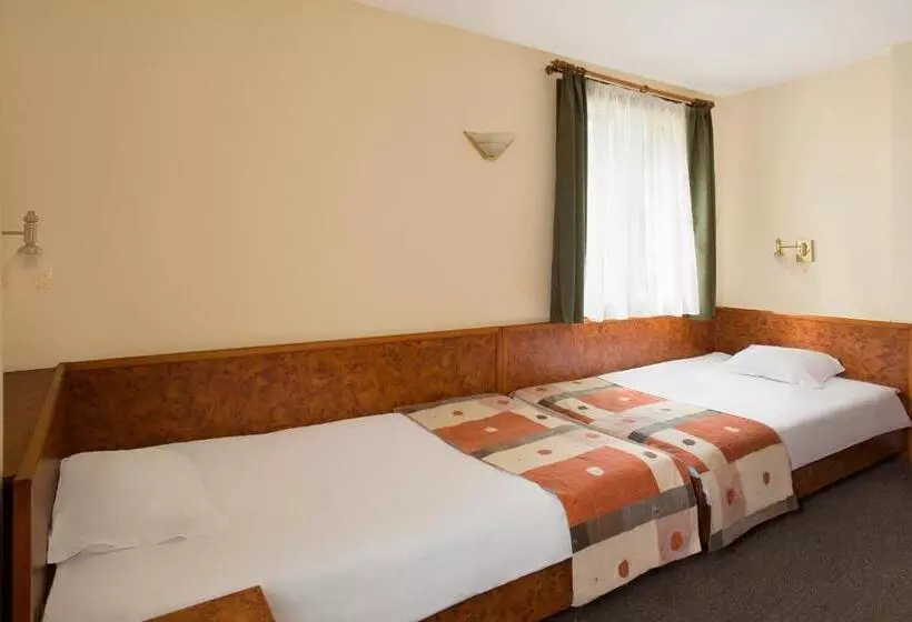 Victoria Hotel Borovets   Free Parking