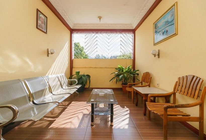 بنسيون Reddoorz @ Parapat