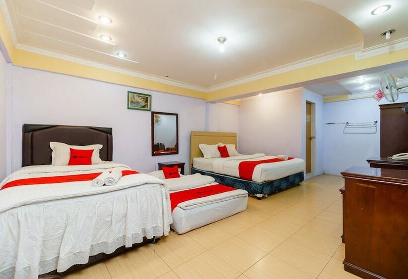 بنسيون Reddoorz @ Parapat