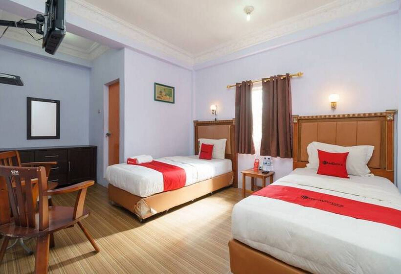 بنسيون Reddoorz @ Parapat