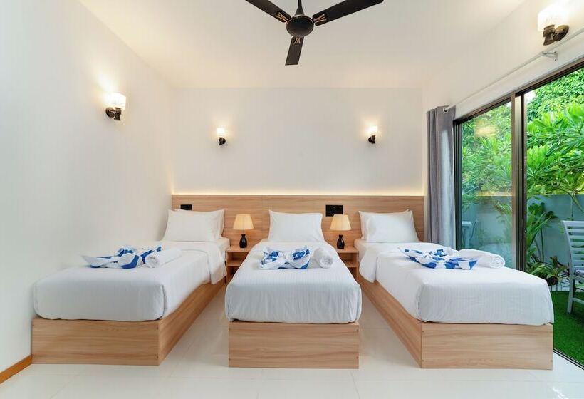 تختخواب و صبحانه La Solara Villa