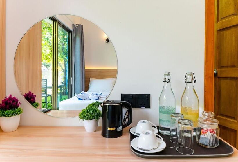 تختخواب و صبحانه La Solara Villa