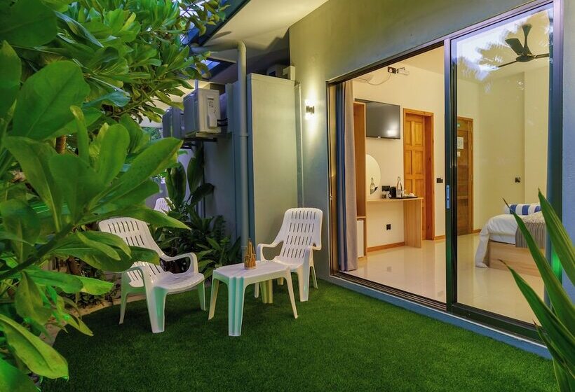 تختخواب و صبحانه La Solara Villa