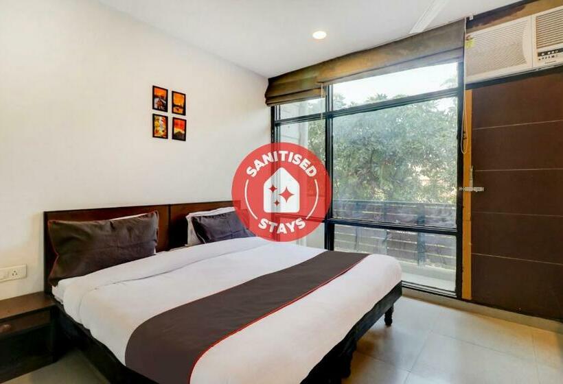 בית מלון כפרי Collection O 77038 Cozy Stayz